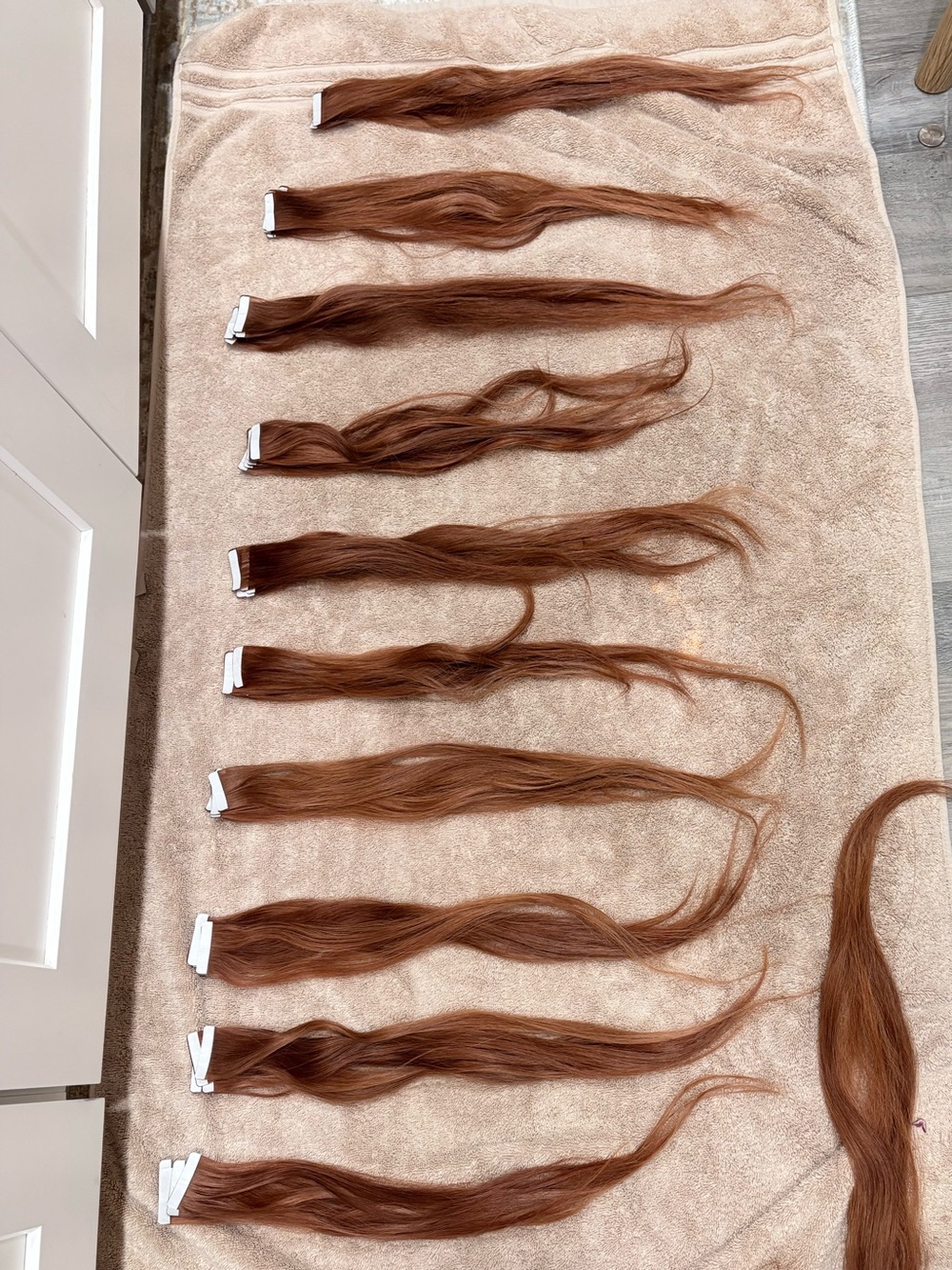 60 pc Red/Brown Remy tape-In Hair Extensions - Natural Red